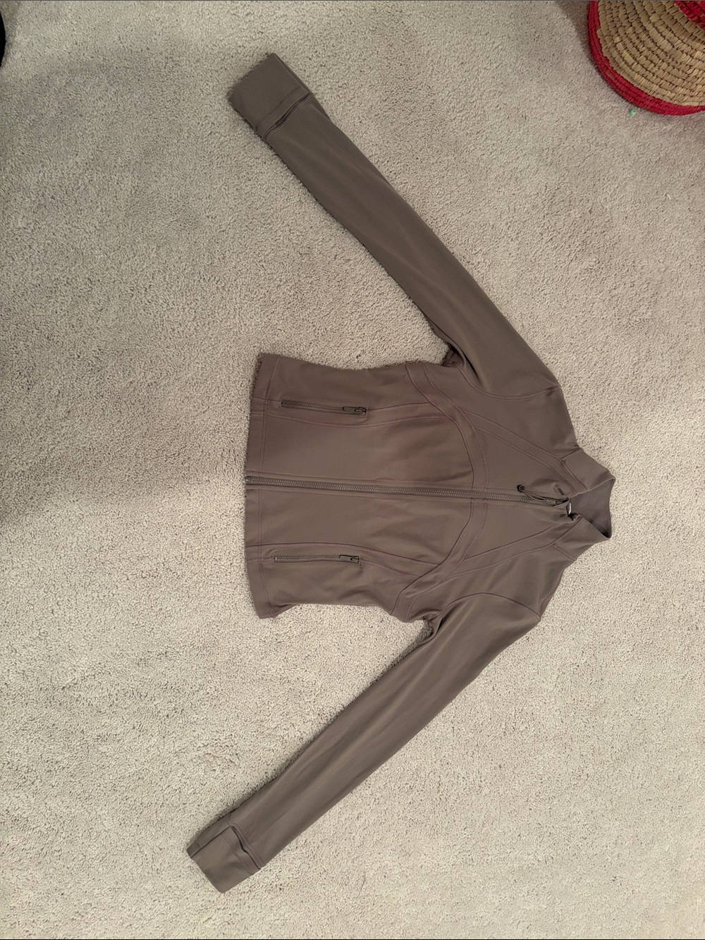 lululemon athletica Women's Taupe Utility Softshell Jacket
